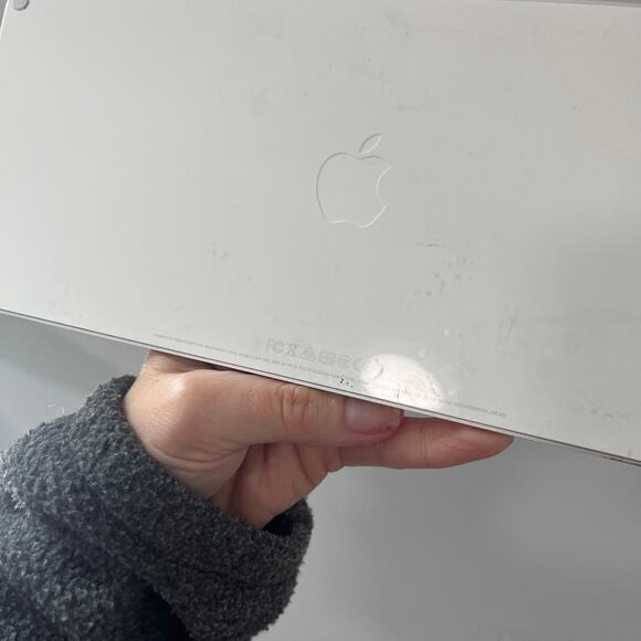 Apple Magic Wireless Bluetooth Keyboard A1644 - Picture 3 of 6